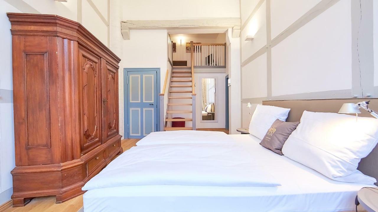 Anno 1433 Hotel Lueneburg Bagian luar foto